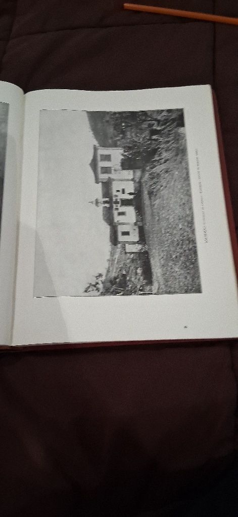 Livro a arte romanica em Portugal