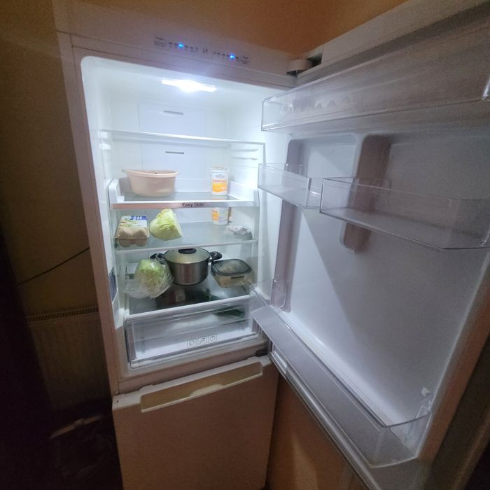 Lodowko-zamrażarka NO FROST SAMSUNG