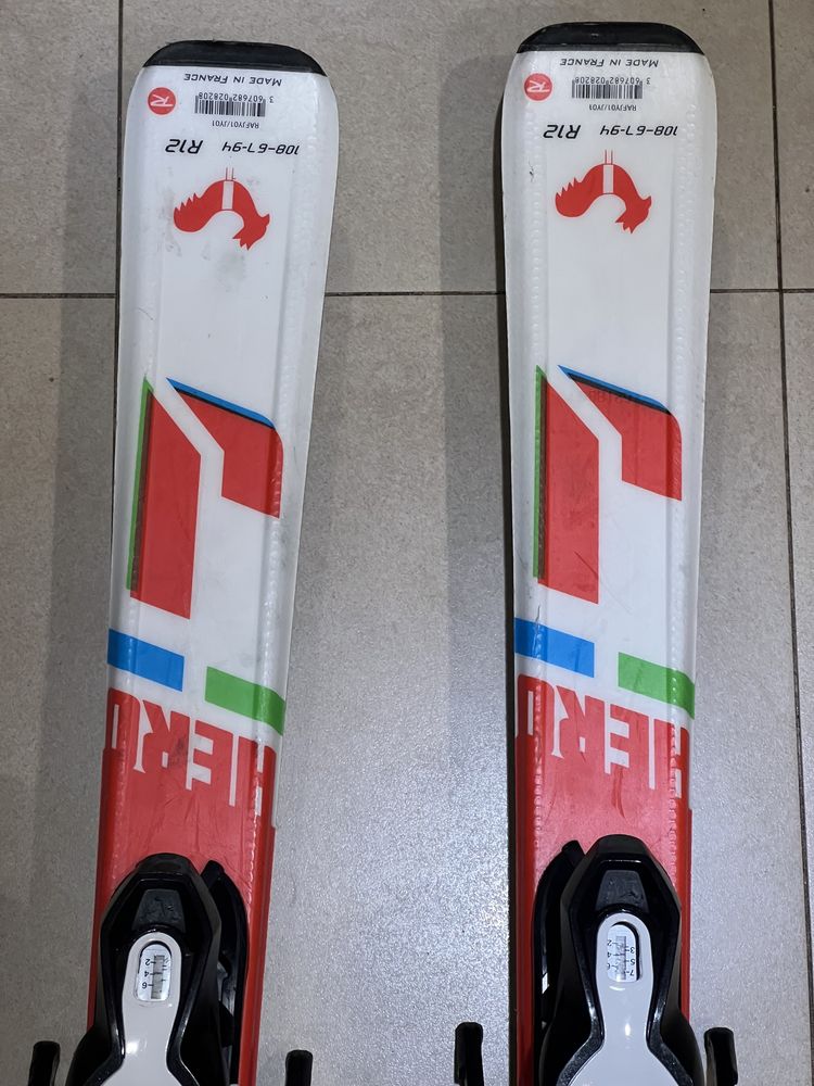 Narty zjazdowe Rossignol HERO 140 cm z wiązaniami LOOK XPRESS 7