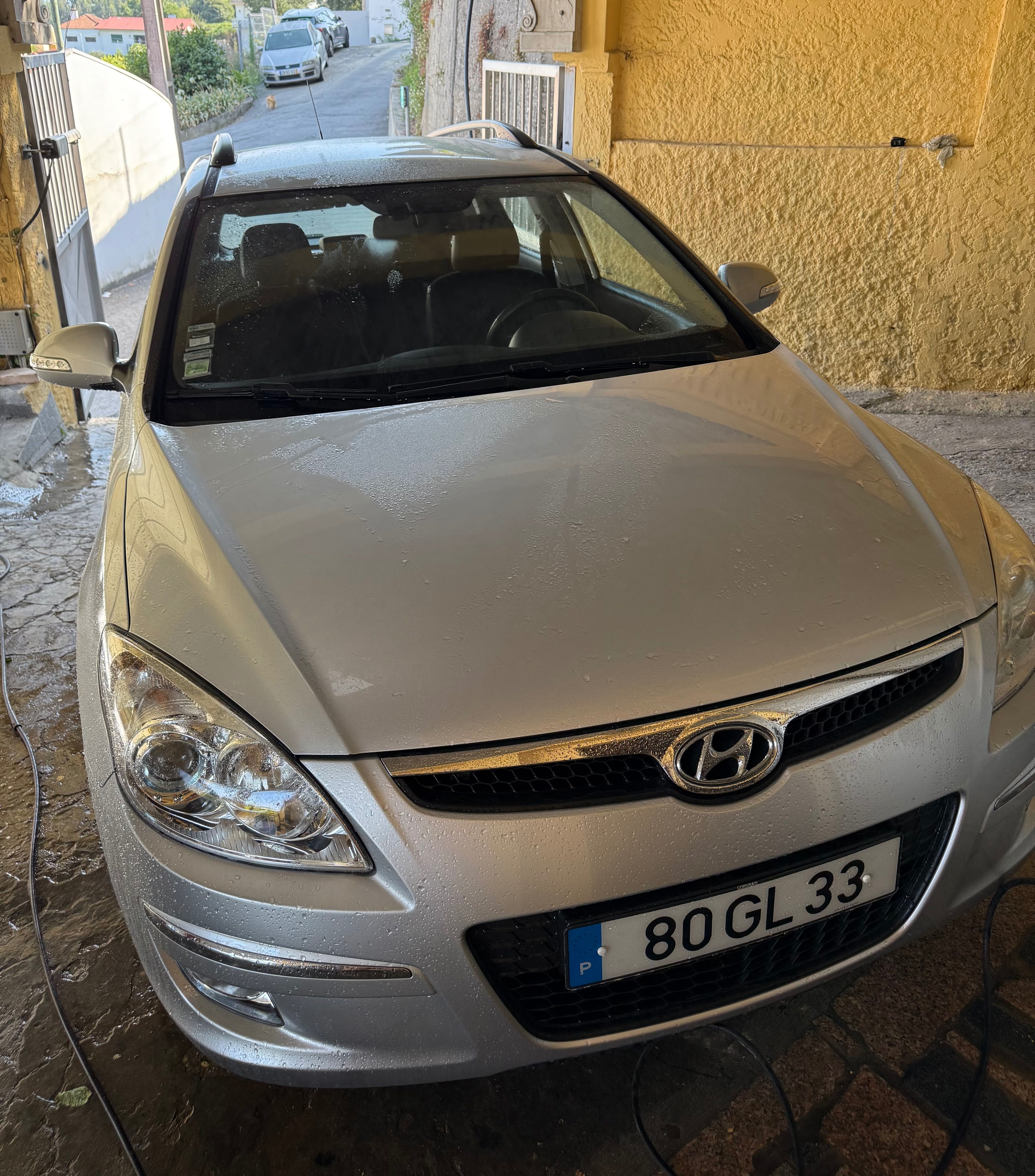 Hyundai i30 cinzento