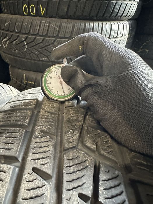 4x opony zimowe 215/65R16 Yokohama W Drive cena za komplet 5/6mm