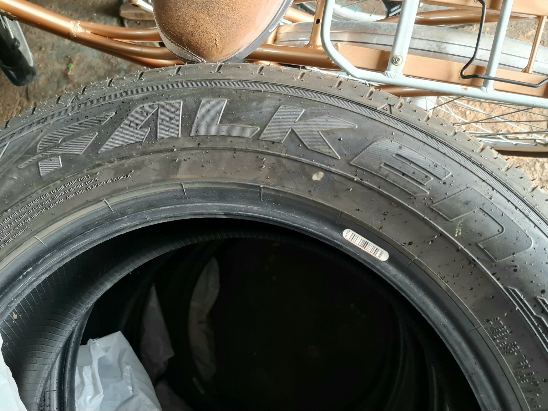 Шини літні 235/60 r18 ,,FALKEN ZIEX ZE 310A,,