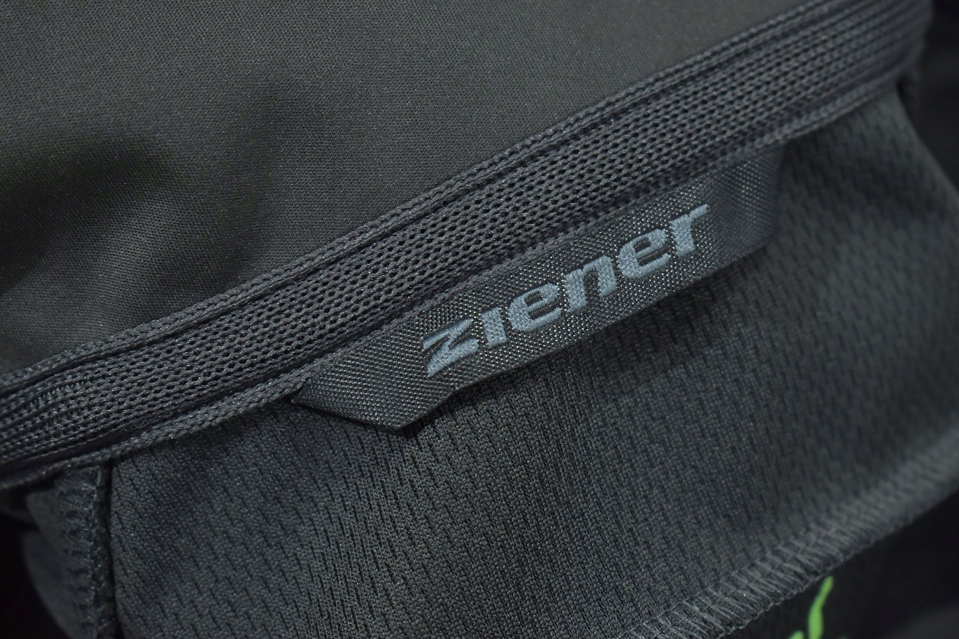 Ziener Kamizelka Damska Softshell Trekkingowa / 38