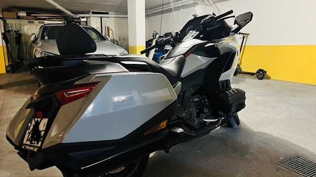 HONDA Goldwing 1800 DCT