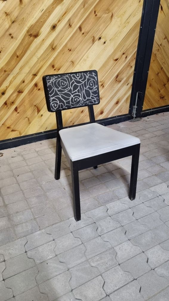 70sztuk Krzesło drewniane sztaplowane Krzesła tapicerowane PROMOCJA!