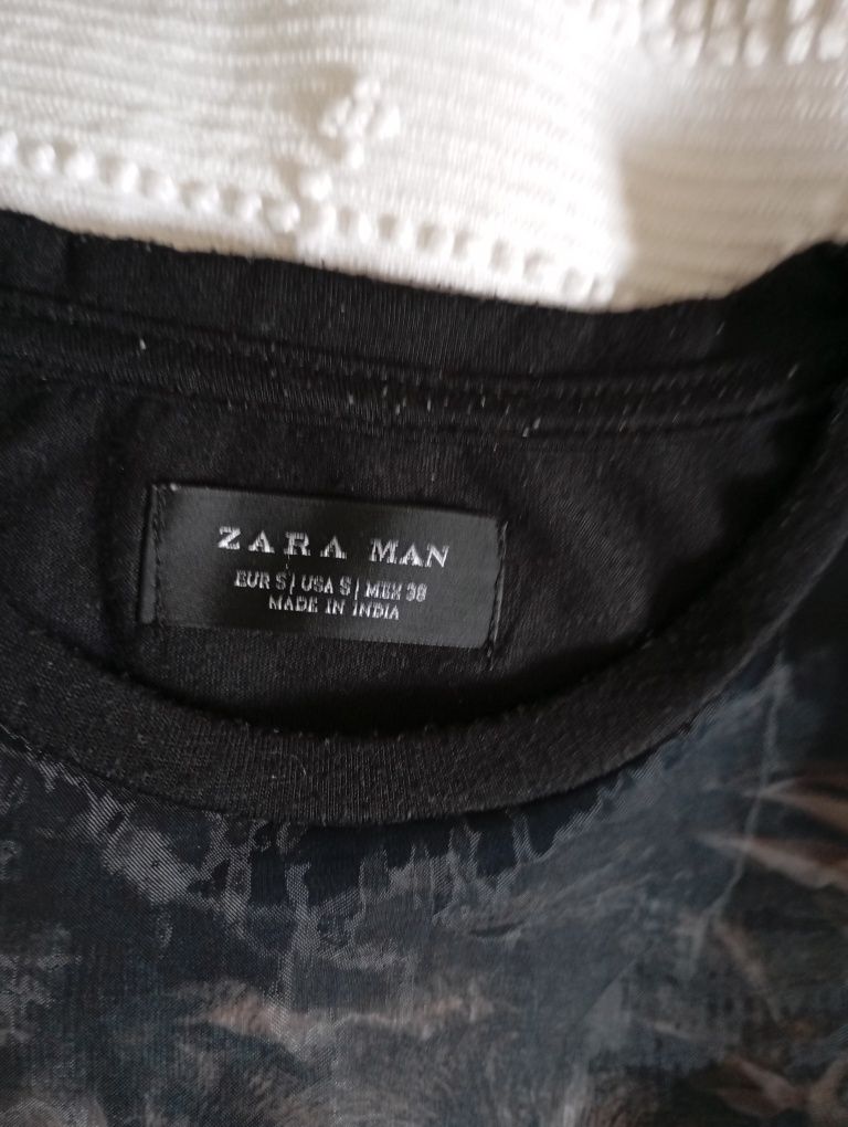 10€ t-shirt nova  preta tamanho S marca ZARA MAN, entrego em rio tinto