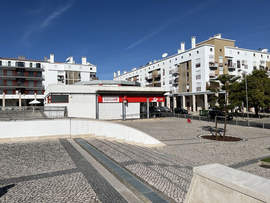 Garagem Laranjeiro 20m2