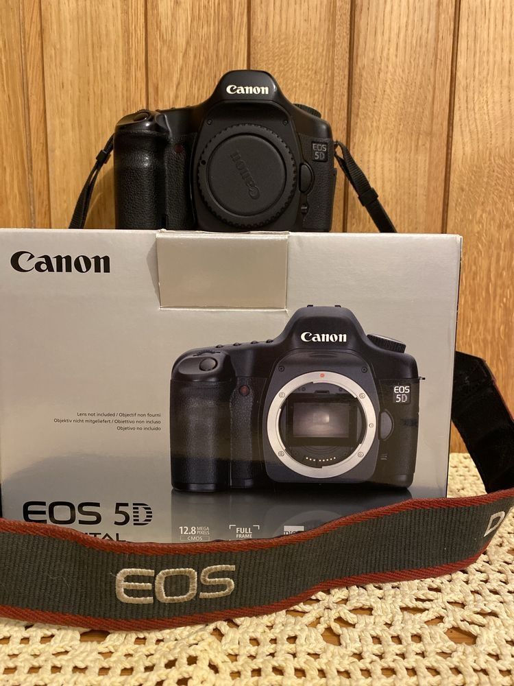 Фотоапарат Canon 5D Classic