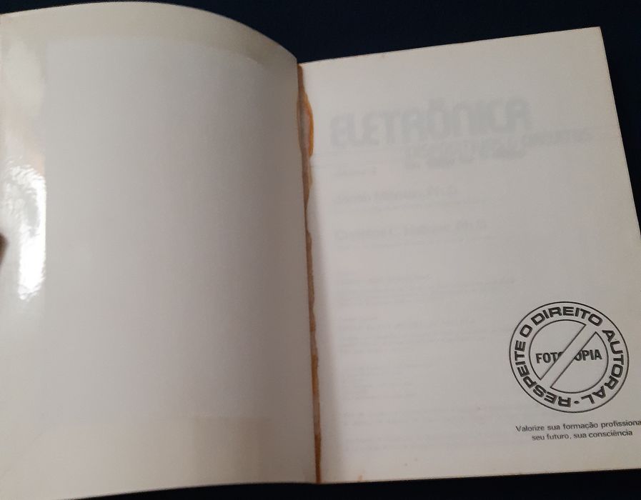 2 Livros: "Eletrônica - Dispositivos e Circuitos " Vol. 1 e 2