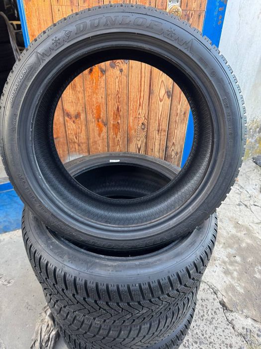 225 45 R18 Dunlop зима