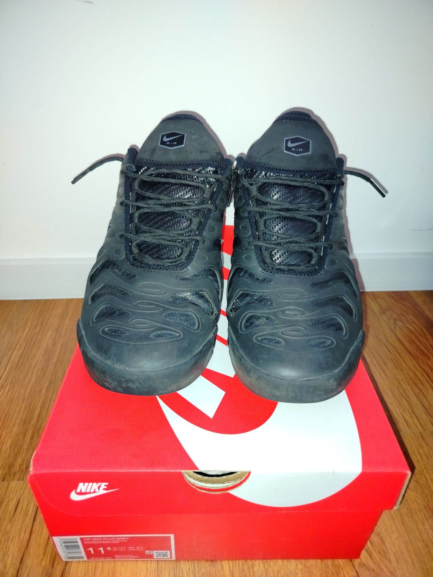 Nike air max plus drift tn