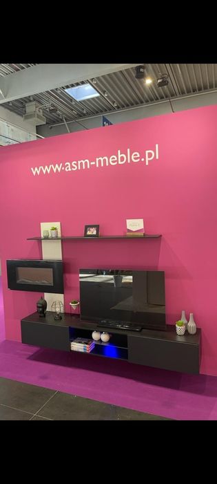 Nowy komplet mebli pod TV