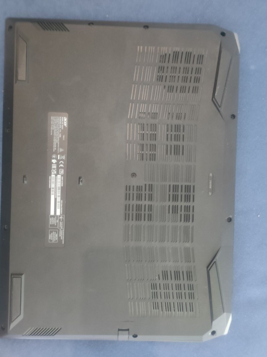 Jak nowy! Laptop Acer-Nitro 5 17" GTX3050, 32GB, RYZEN 6800H