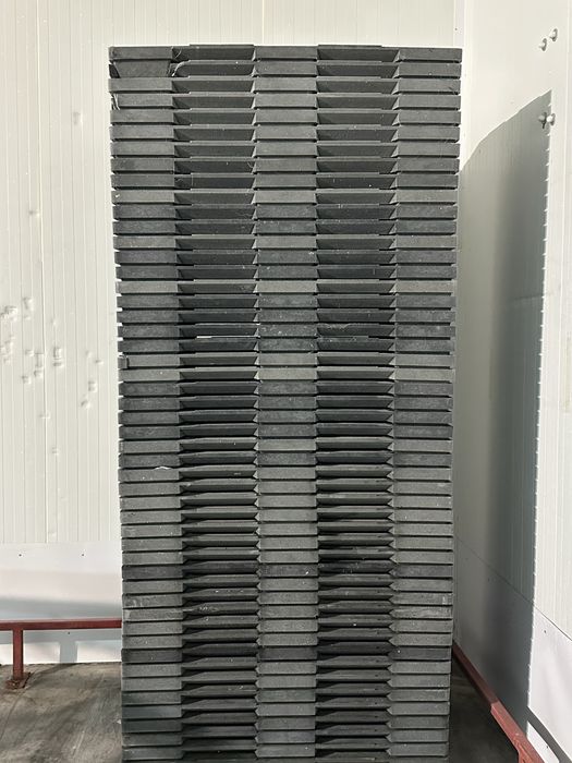 Піддон пластиковий харчовий