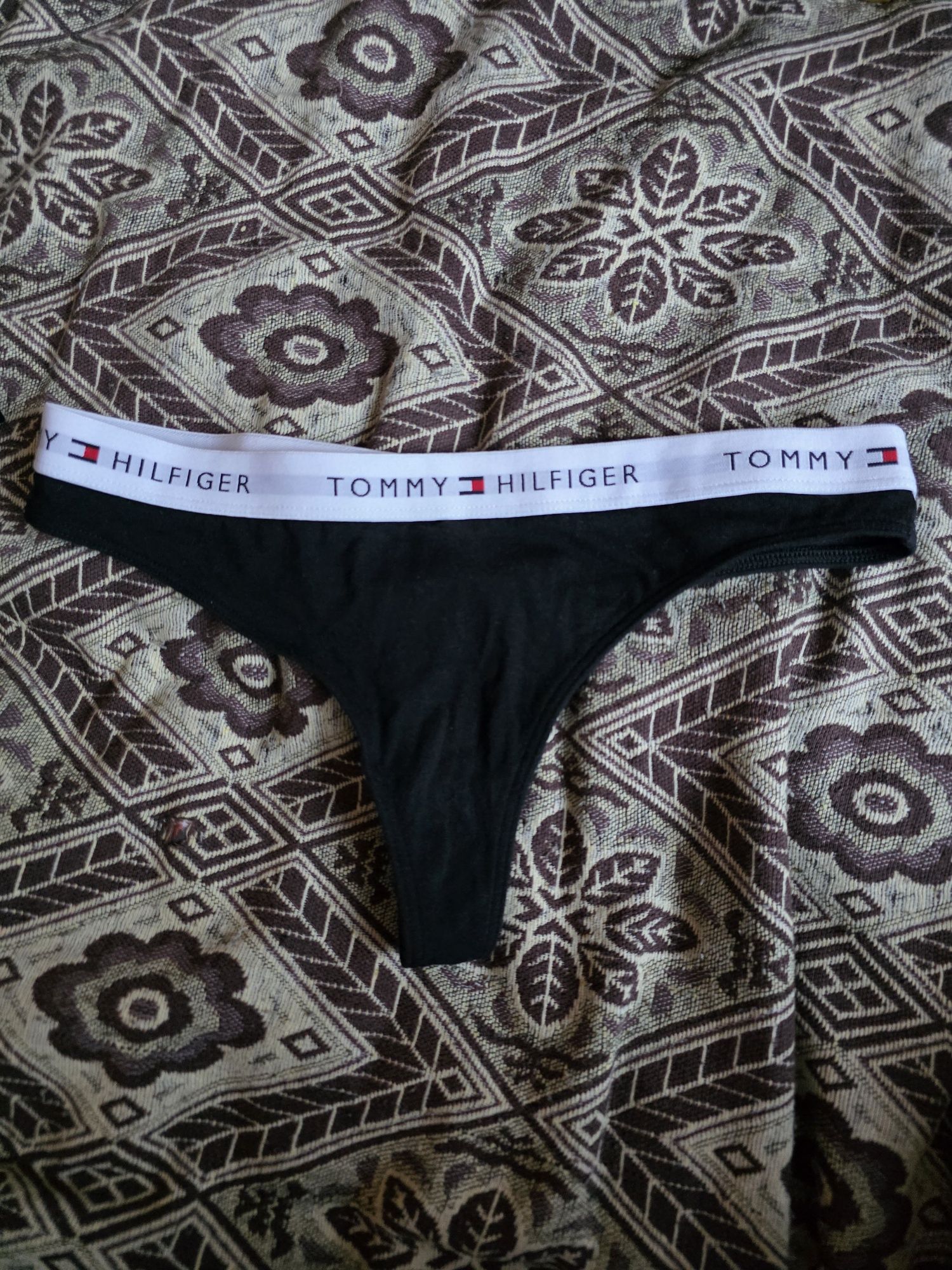 Stringi Tommy Hilfiger