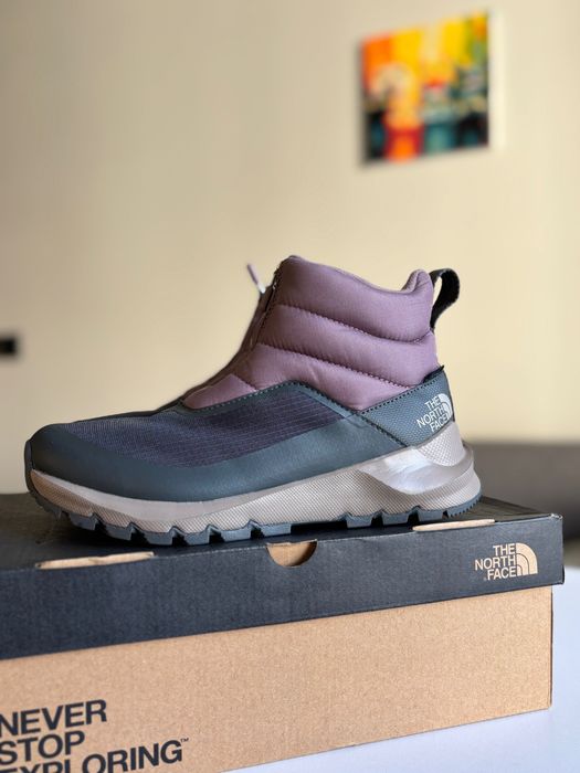 Нові Чоботи 37р, the north face