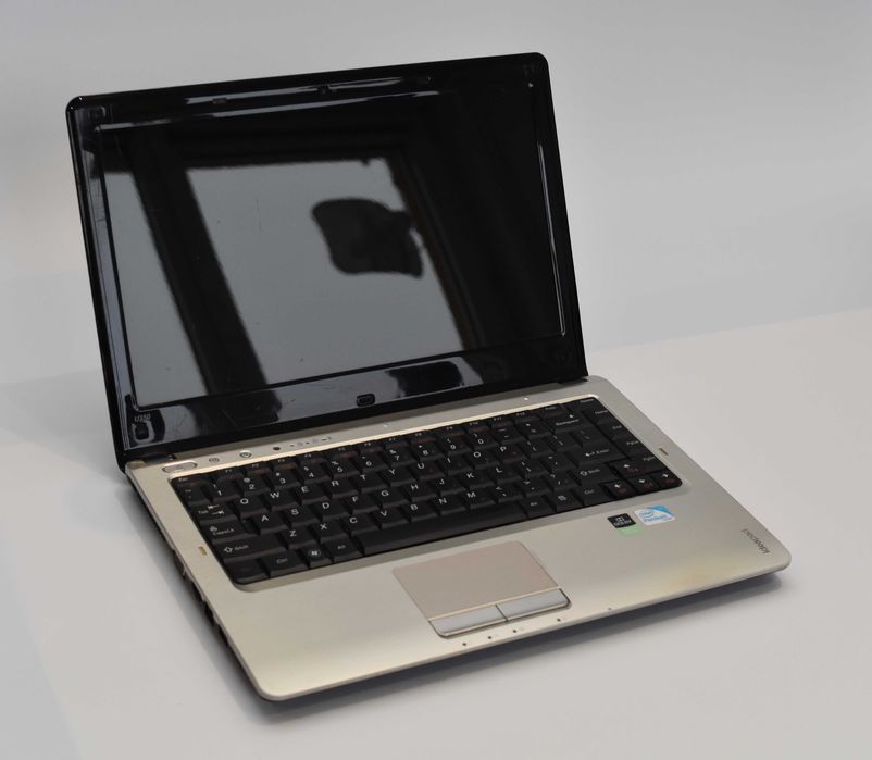 LP34 Lenovo U350 Intel U4100 (2/2) 14” 1024x768 RAM 2GB 500GB HDD