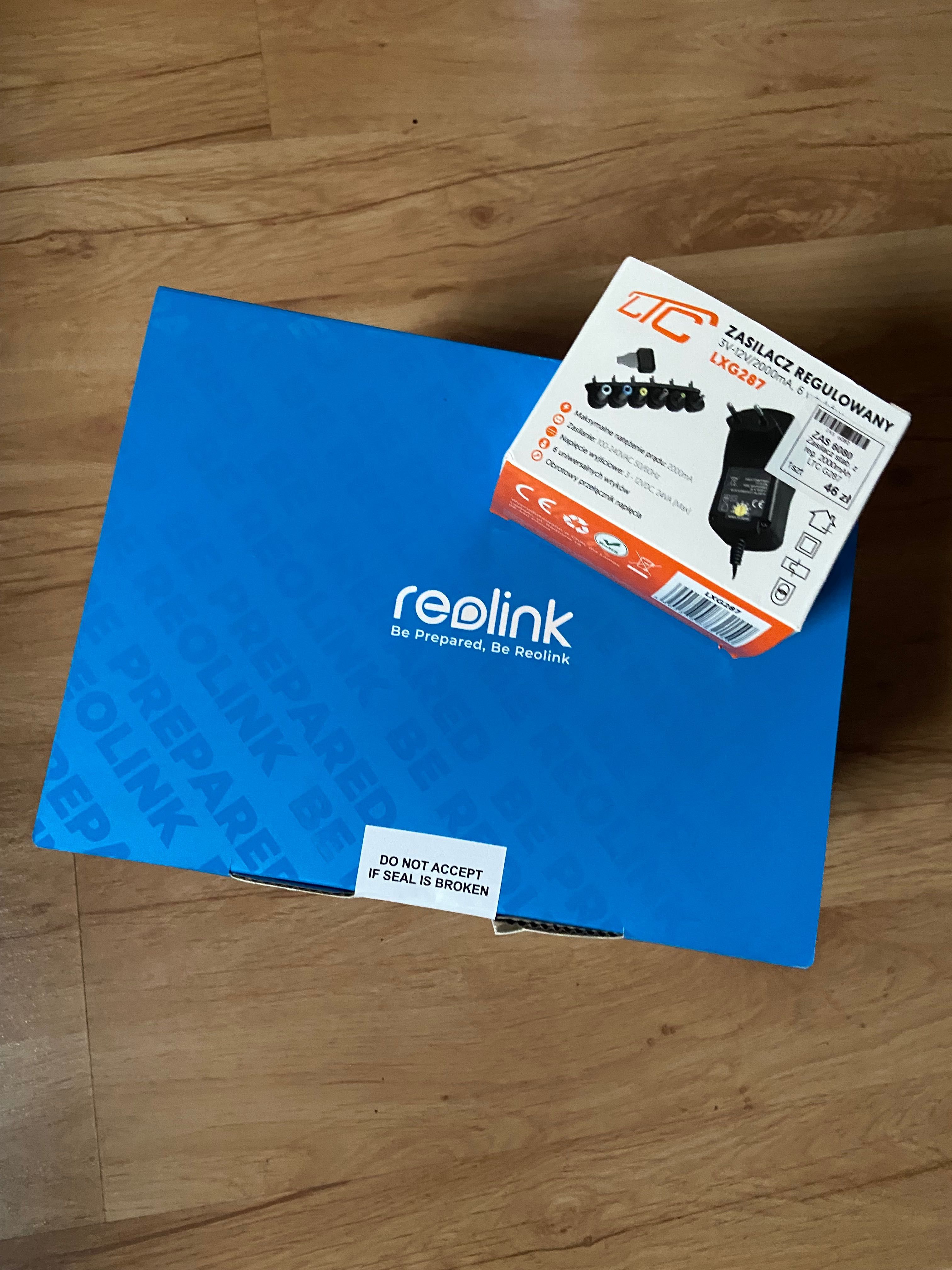 Kamera Reolink P830 + zasilacz i karta pamięci