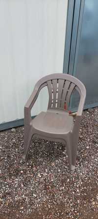 Sprzedam komplet krzesel ogrodowych + stolik