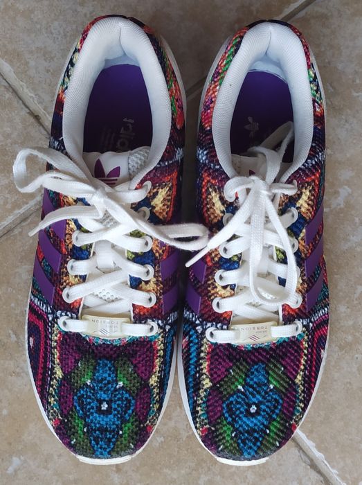 Adidasy damskie 40 2/3r, US 8,5; UK 7, długość wkladki 25cmmodel Torsi