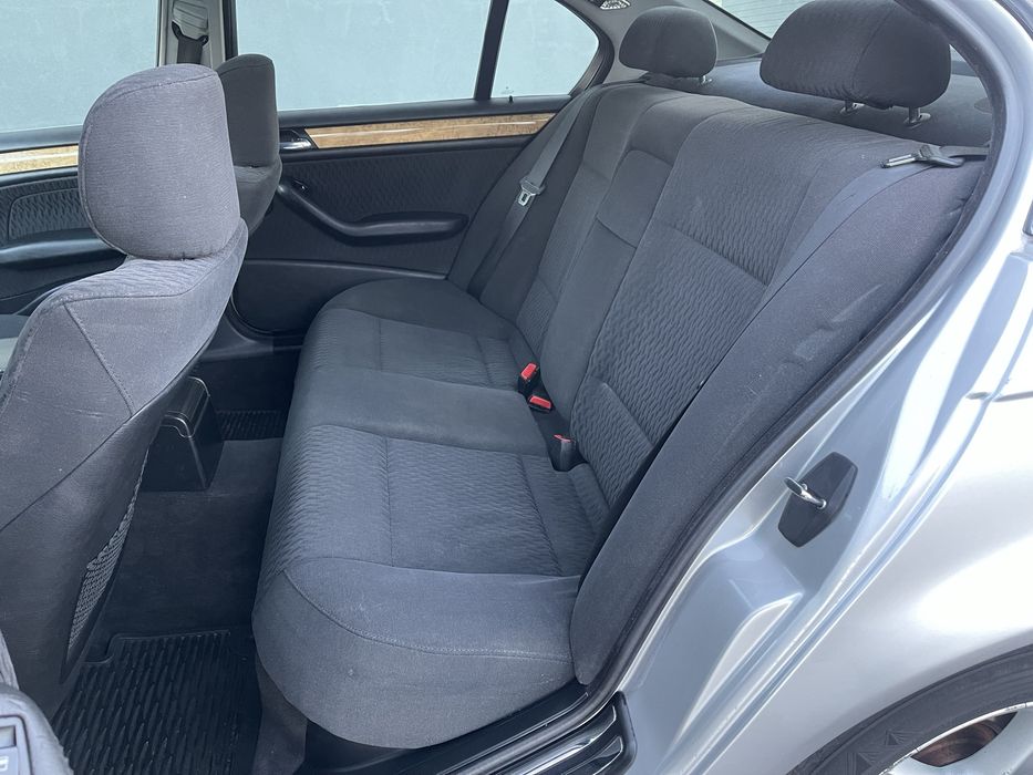 BMW 3 Series E46 M52B28