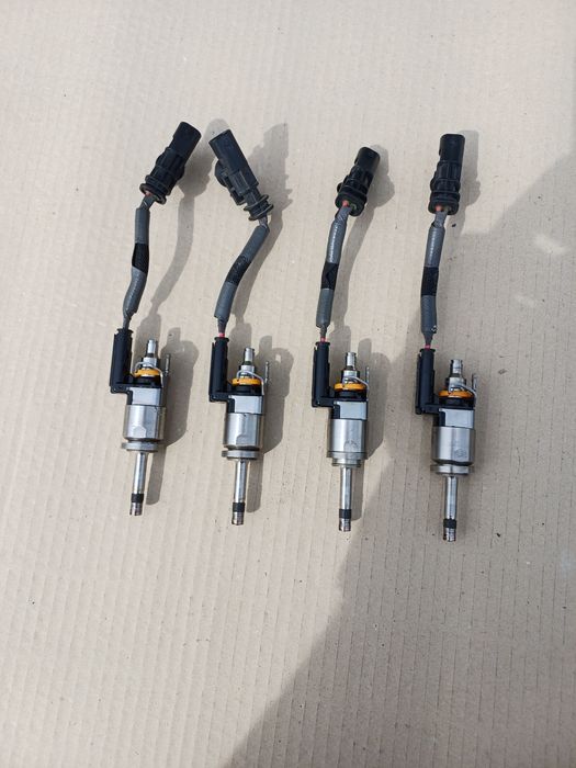 Wtryskiwacz volvo 2.0 b mild hybrid B3,  B4  itp.