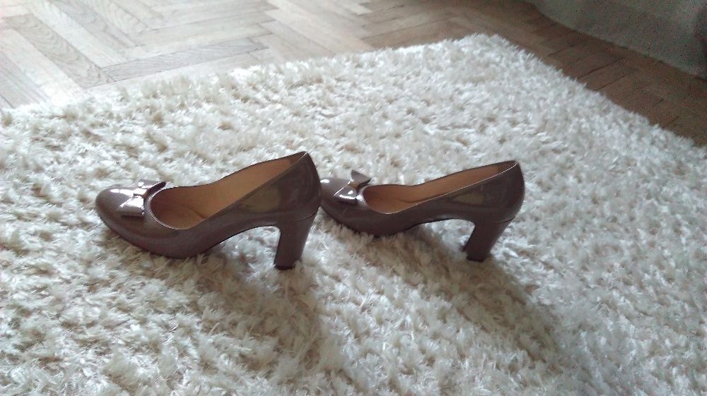 sprzedam buty Euro moda