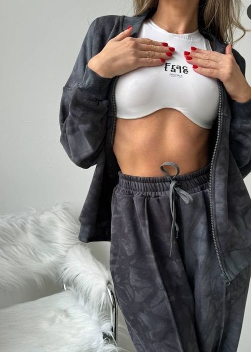 Спортивный костюм 46