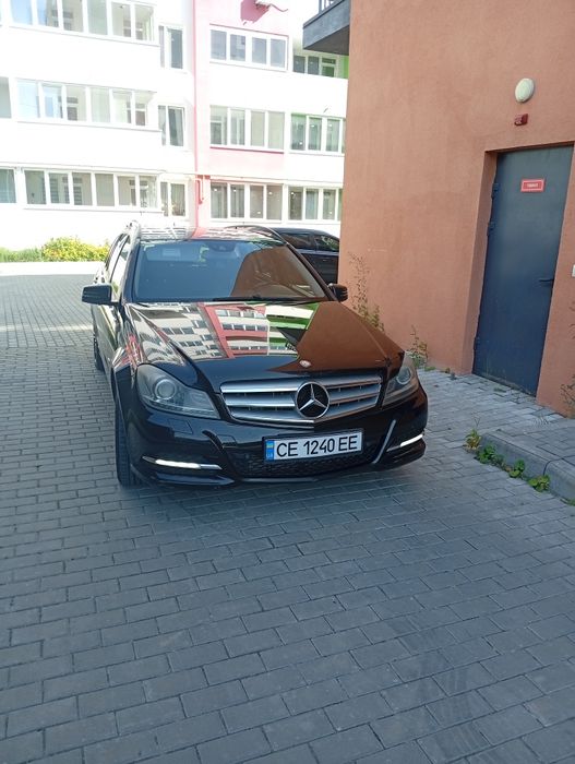 Mercedes c250/4*4.2.2д.
