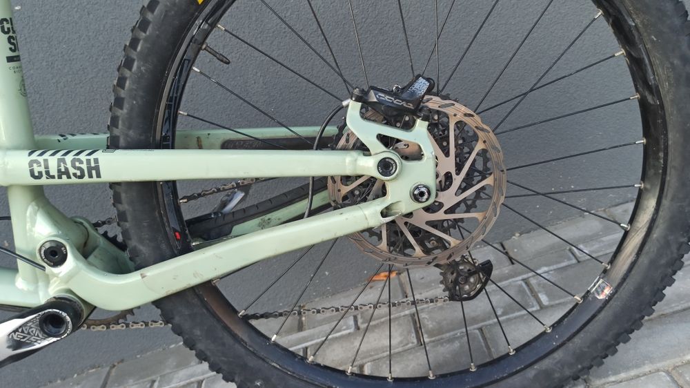 Rower enduro freeride commencal Clash XL 27.5