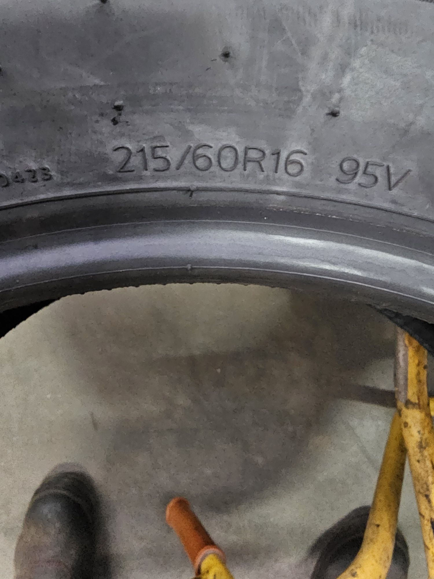 215/60R16 95V Hankook Ventus Prime 4