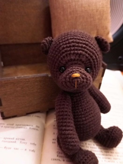 Ведмежатко в'язане