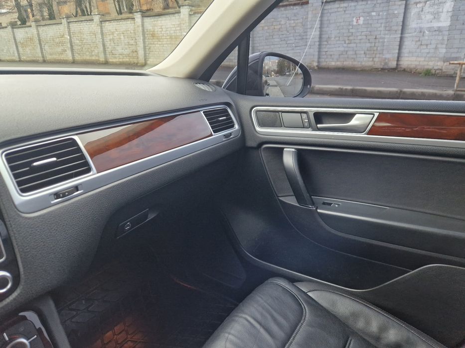 Продам Volkswagen Touareg