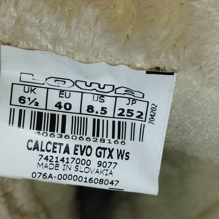 37,5,39,5,40,42. Жіночі зимові чобітки Lowa Calceta II GTX Gray