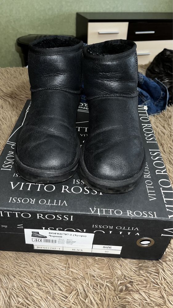 Ugg/Уггі/зимове взуття Vitto Rossi 40 розмір