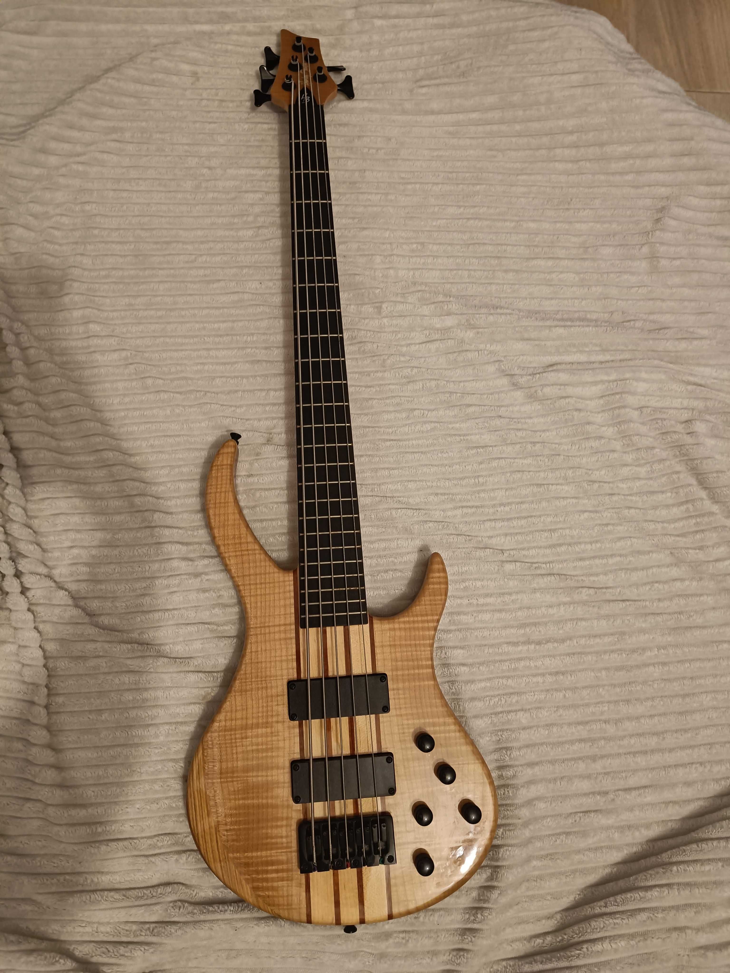Baixo 5 cordas H.B. BZ-5000 Deluxe