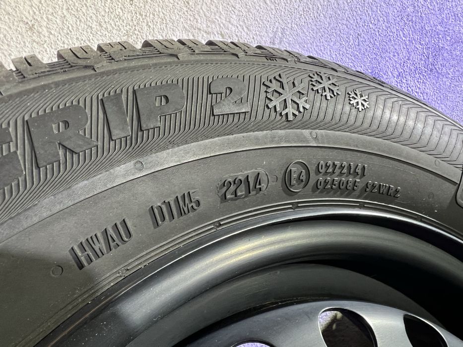 Komplet opon zimowych Semperit 165/70 r 14