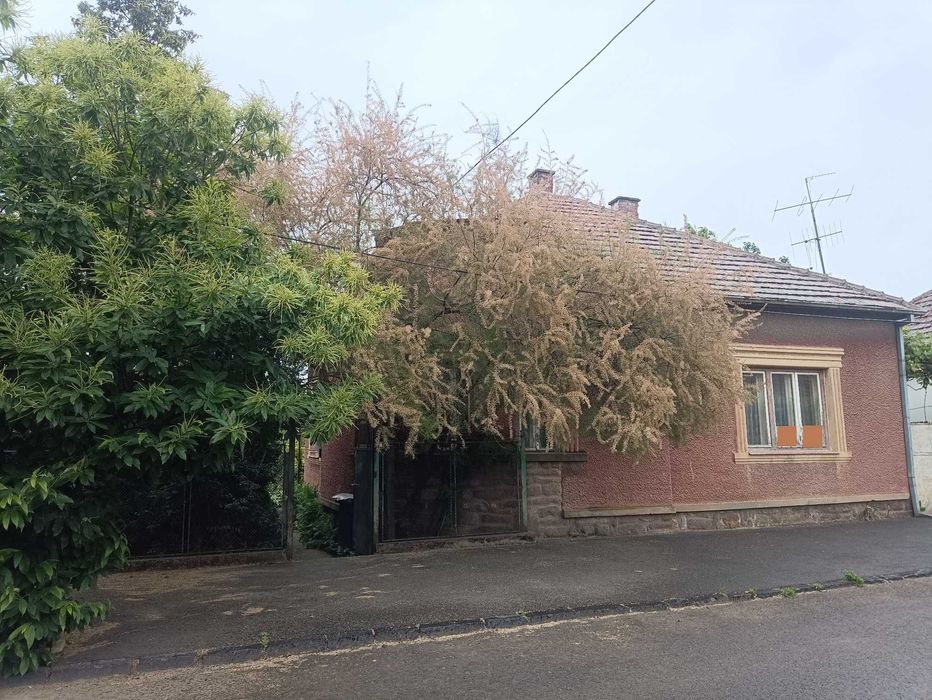 ПРОДАЖ 4-х кімнатного будинку 136 кв.м у хорошому районі,велика ділянк