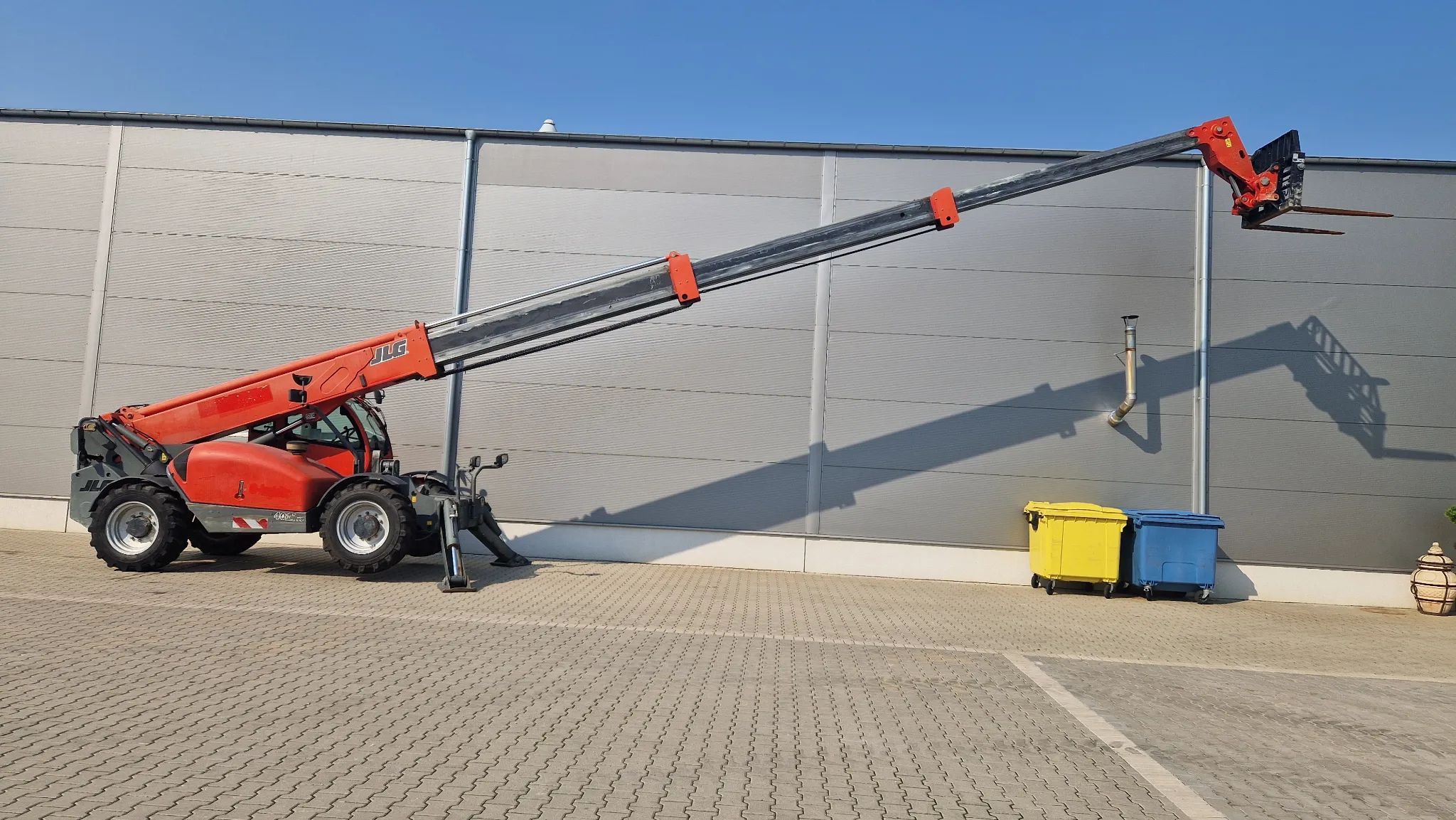 JLG 40.17 PS  pozycjoner wideł, stan bardzo dobry