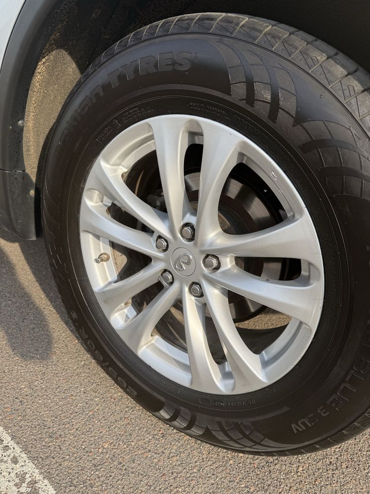 Продам infiniti qx70 11/16 год ...