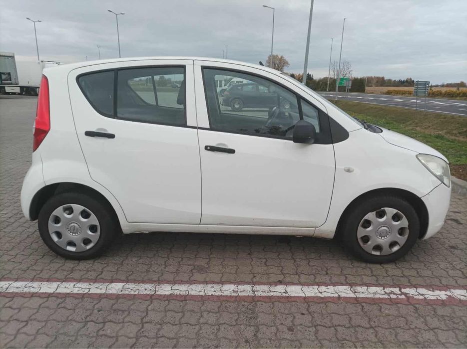 Opel Agila • 2009 • 153 000 km • Benzyna •