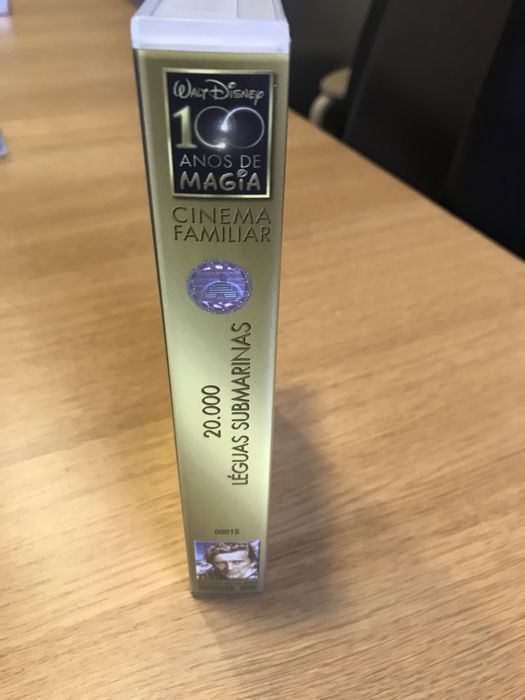 VHS 20.000 léguas submarinas.