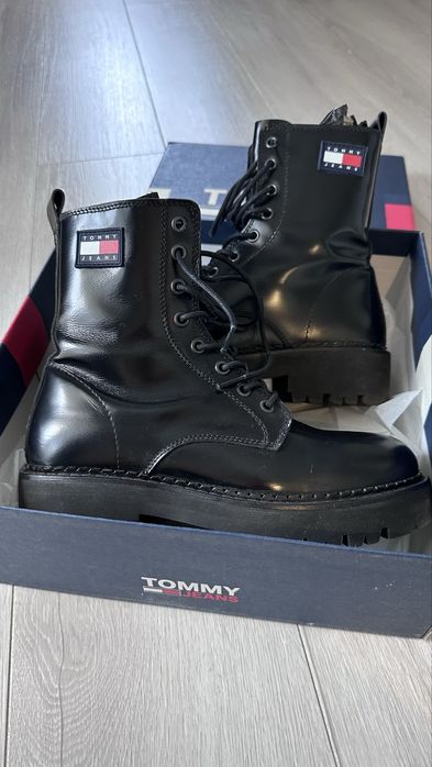 Сапоги осінь шкіряні Tommy Jeans 39