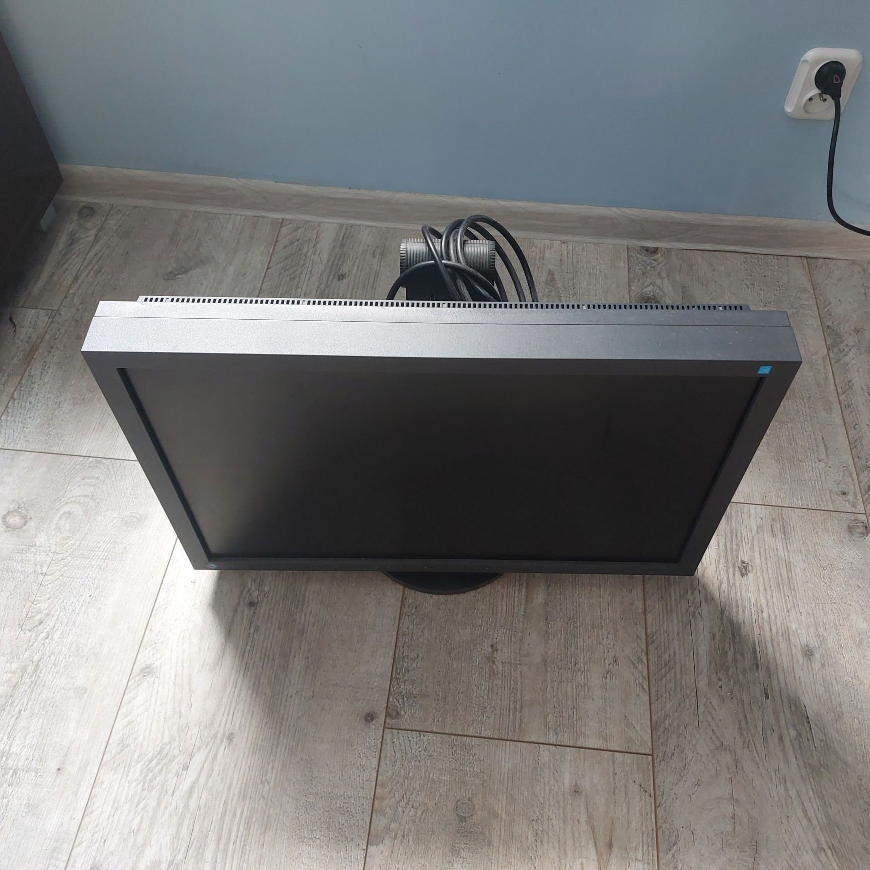 Monitor komputerowy 24 całe