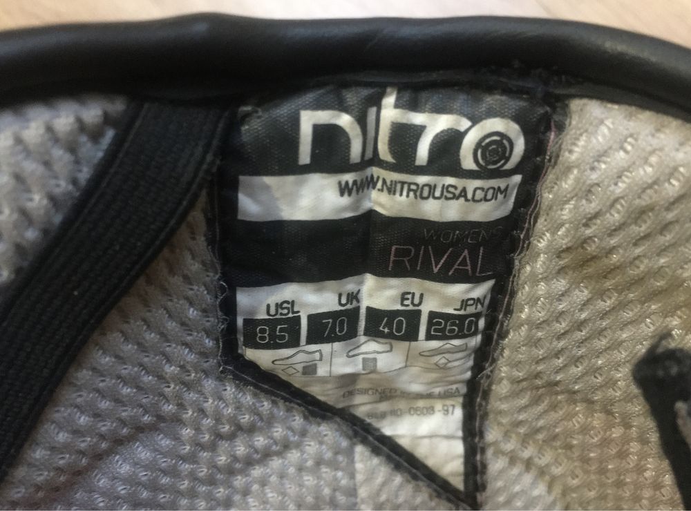 Deska snowboard Nitro Rival 150cm buty wiązania torba