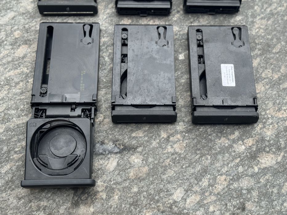 Підстаканик audi a4 b7 подстаканик ауді а4 б7 під каву