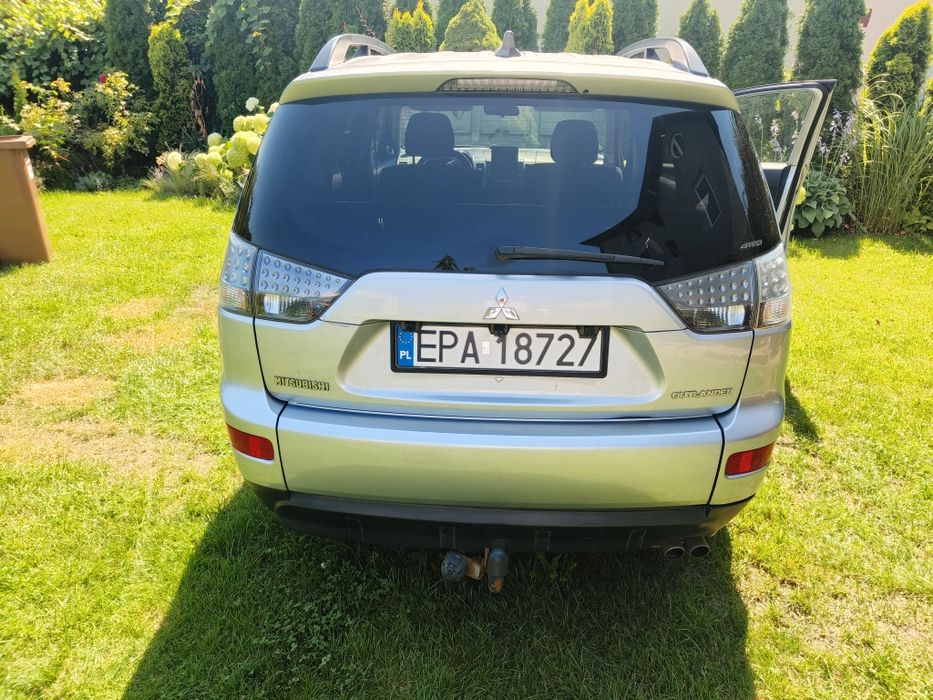 Mitsubishi Outlander 3.0 v6. Ładny stan LPG