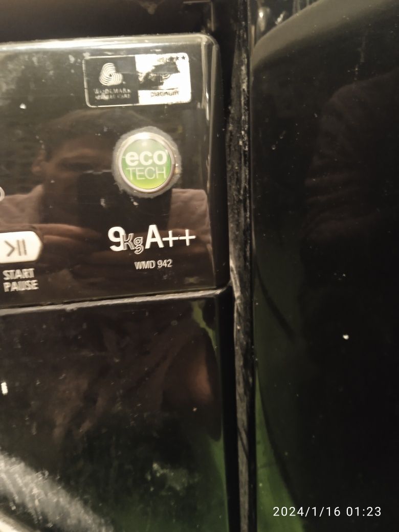 Б У запчасти на стиральную машинку Hotpoint Ariston