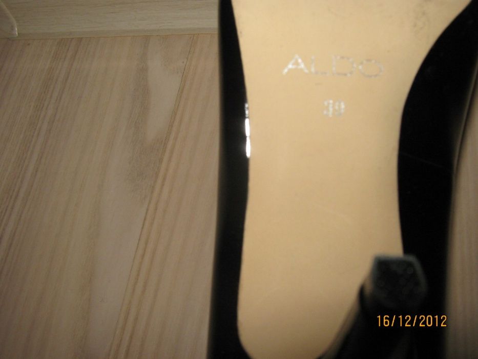 Новые женские туфли ALDO