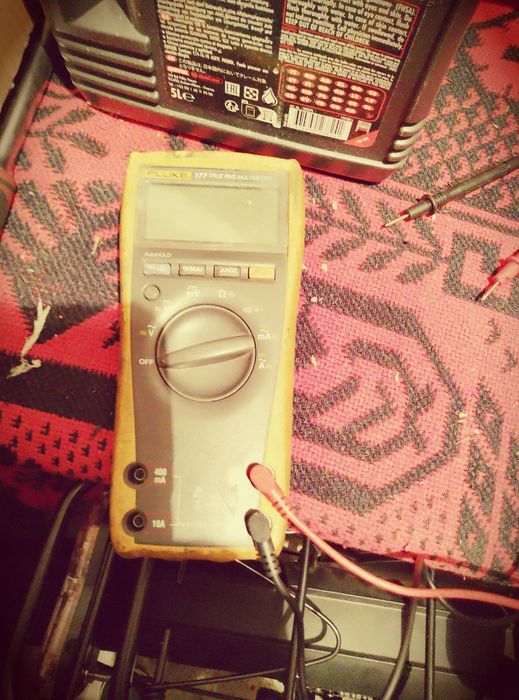 Cyfrowy multimetr Fluke 177